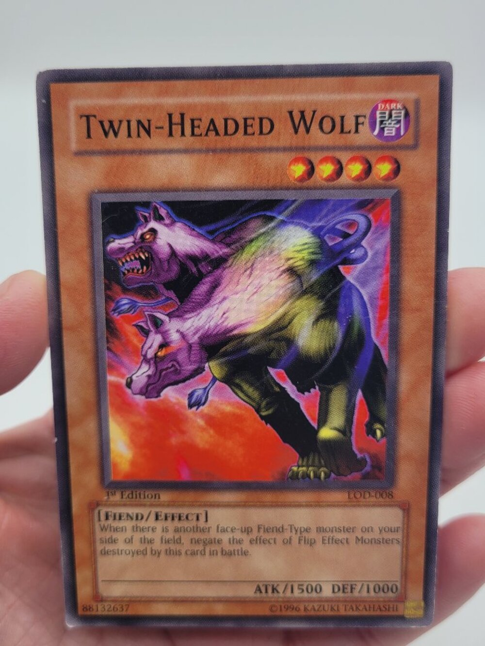 YuGiOh Twin-Headed Wolf Legacy of Darkness LOD-008 Common LP